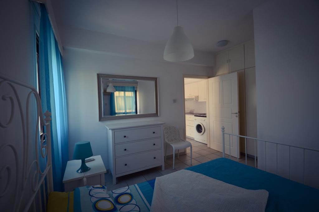 Krasas Beach Flats Larnaca Exterior photo