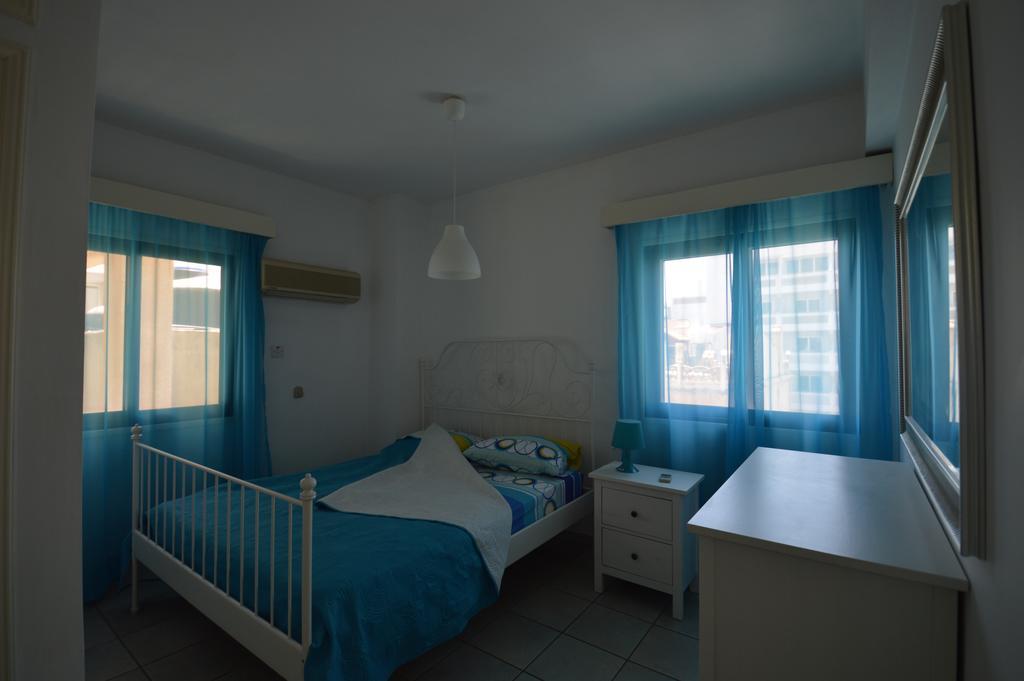 Krasas Beach Flats Larnaca Exterior photo