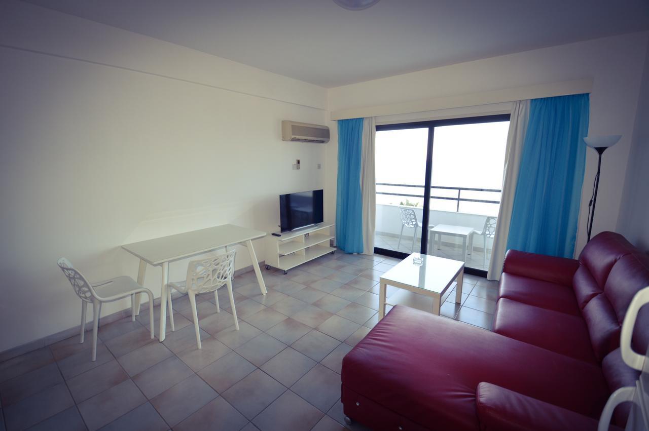 Krasas Beach Flats Larnaca Exterior photo