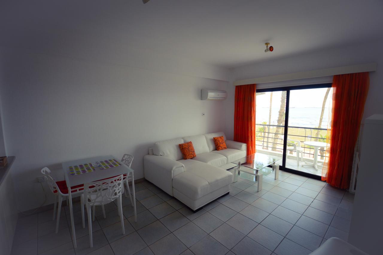 Krasas Beach Flats Larnaca Exterior photo